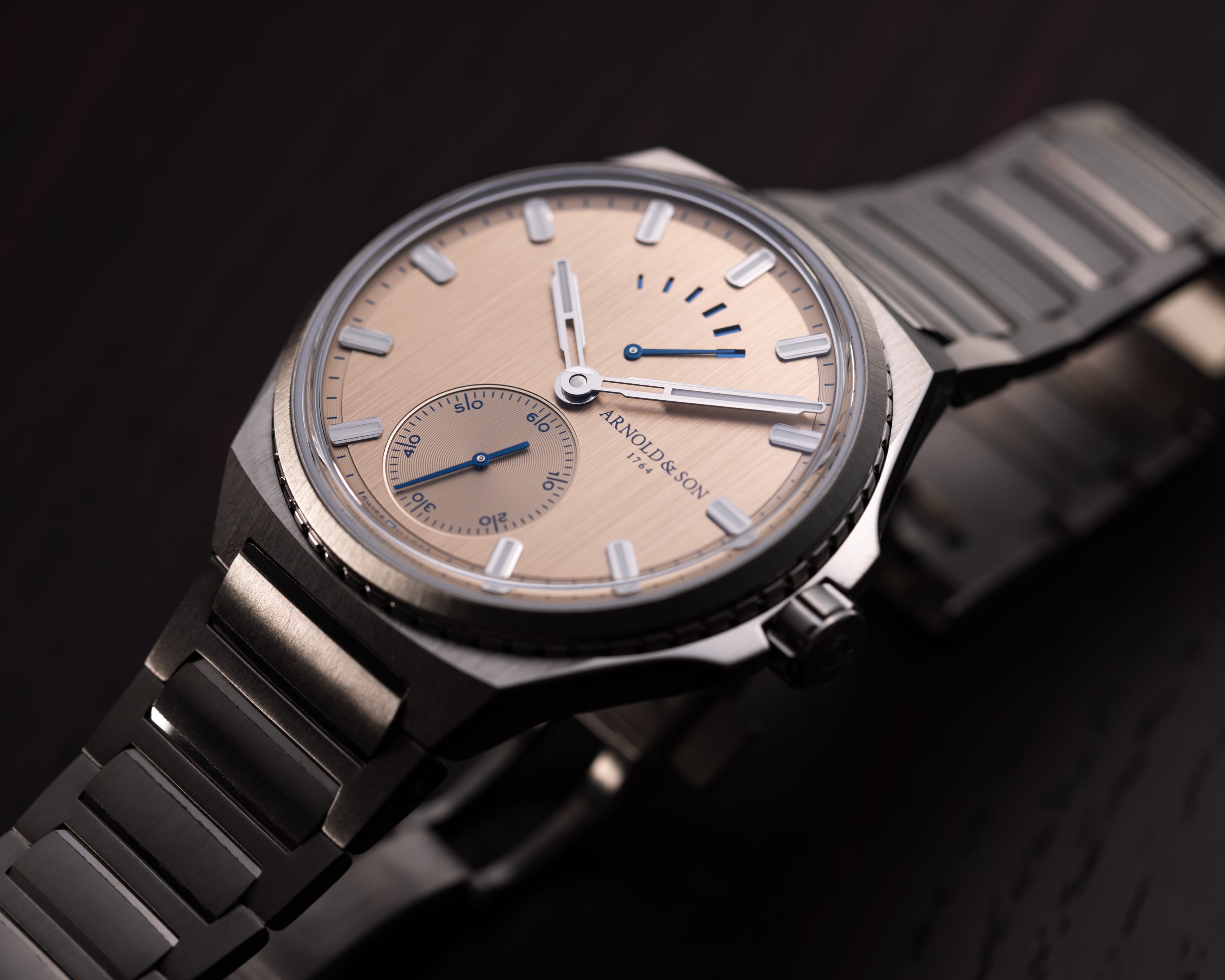 Photo of Longitude Titanium